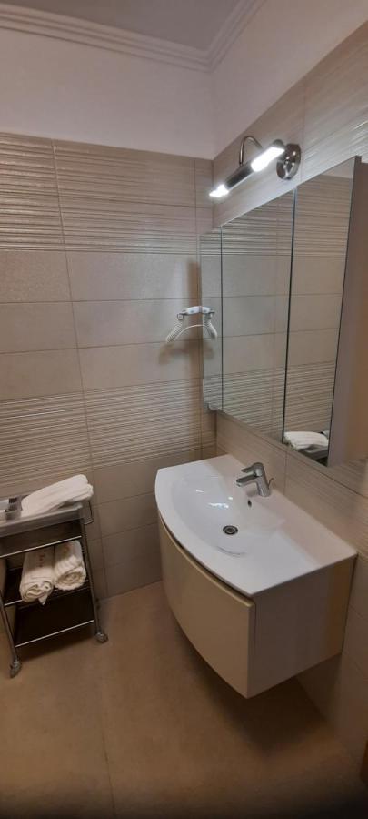 Apart Hotel Victor Mamaia Esterno foto